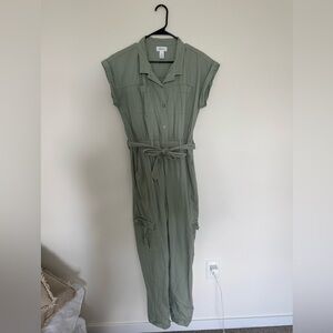 Japna Women’s Solid Green Short Sleeve Jumpsuit Size Medium